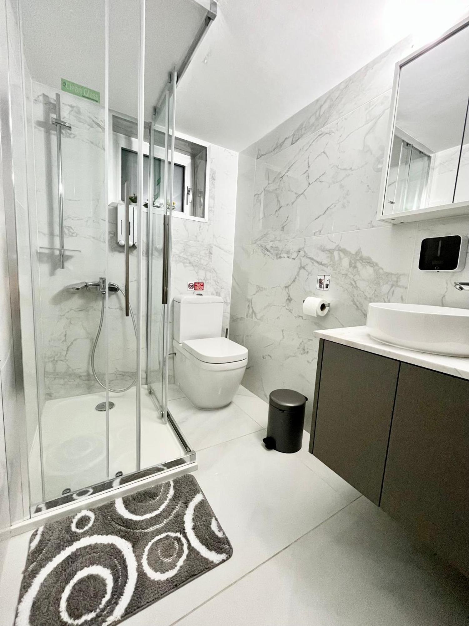 Modern Apartment Near Mckenzie Beach Lárnaka Kültér fotó