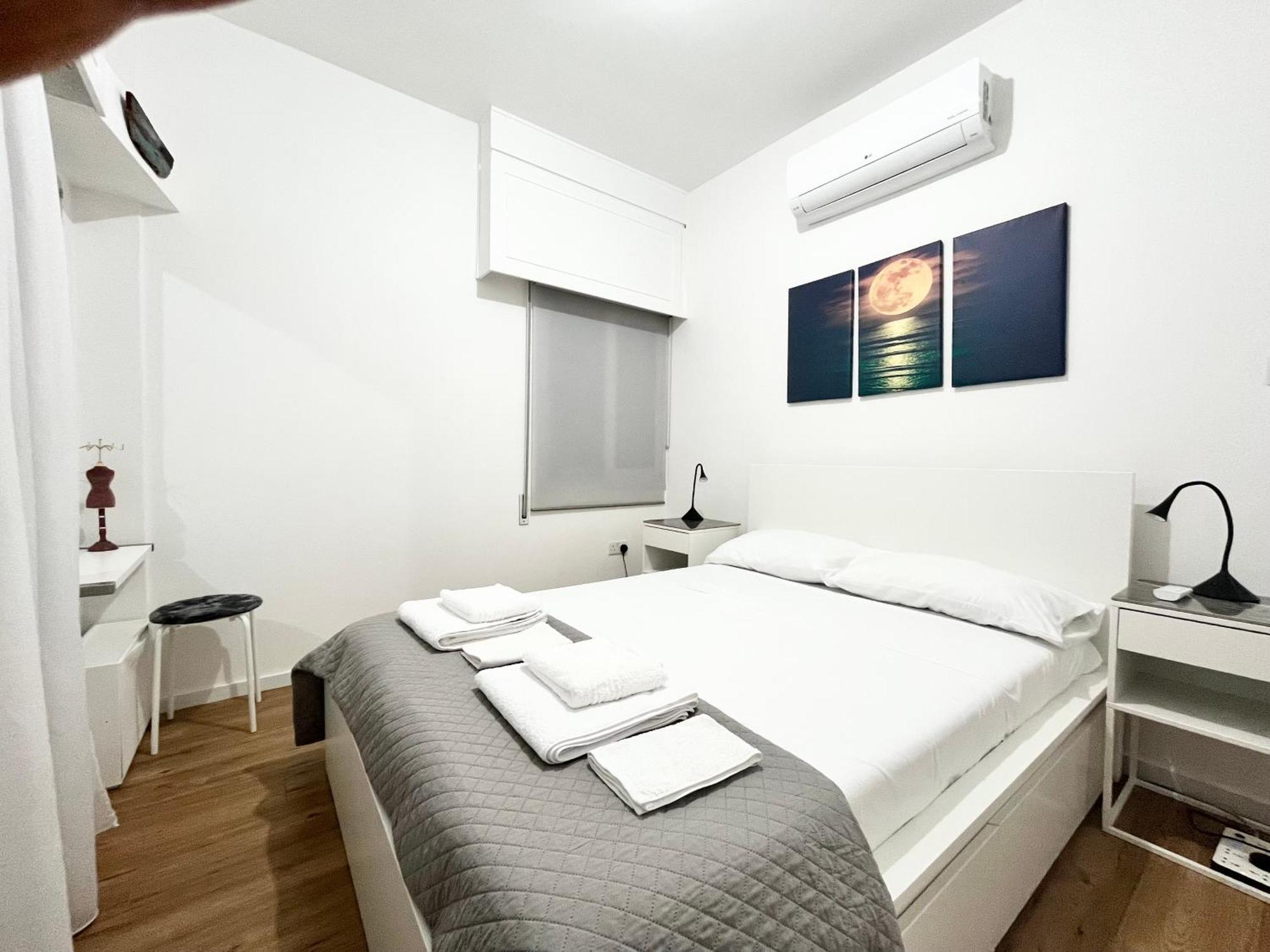 Modern Apartment Near Mckenzie Beach Lárnaka Kültér fotó